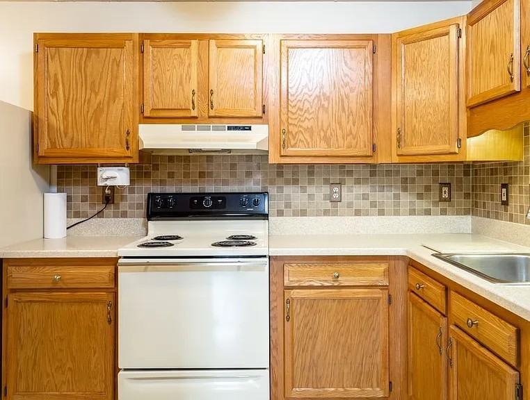 105 Hailey Ln #D8 - Photo 2 of 18