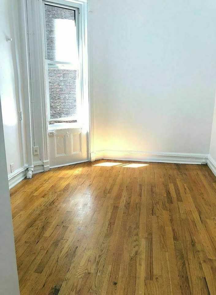 170 8th Ave #2R - Photo 4 of 10