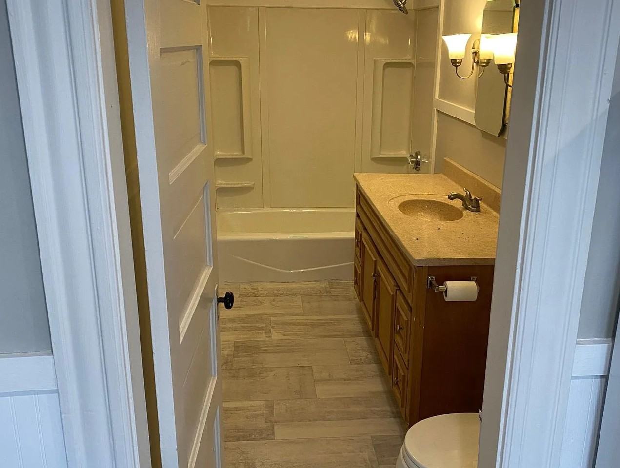 192 Stafford St #1 - Photo 4 of 11