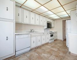 400 High Point Dr Ph - Photo 1 of 1