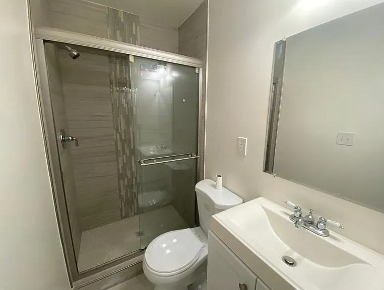 1133 N Randolph St #100 - Photo 5 of 9