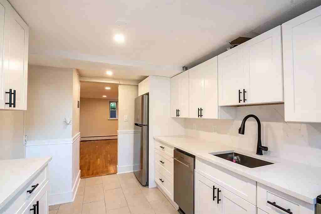 53 Colborne Rd #B1 - Photo 2 of 10