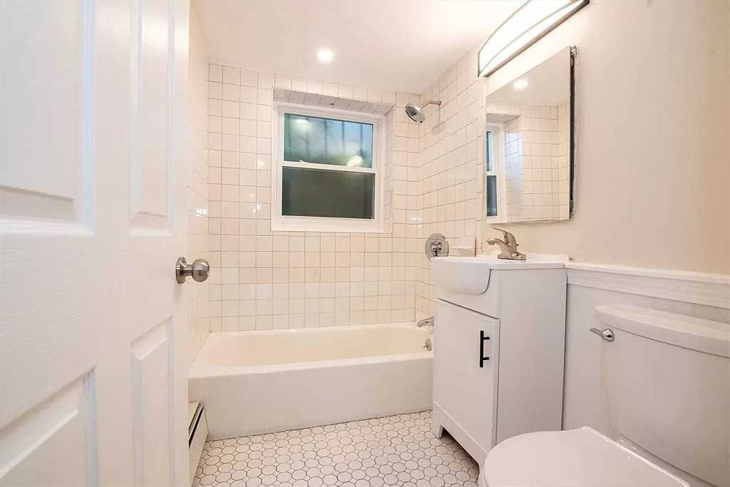 53 Colborne Rd #B1 - Photo 4 of 10