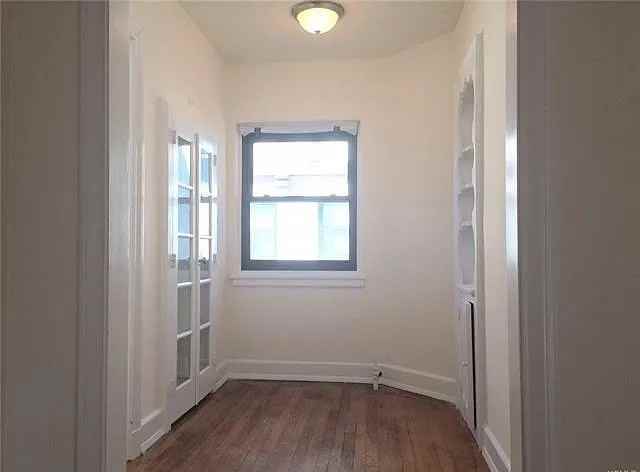 64 Kensington Rd #2D - Photo 3 of 6