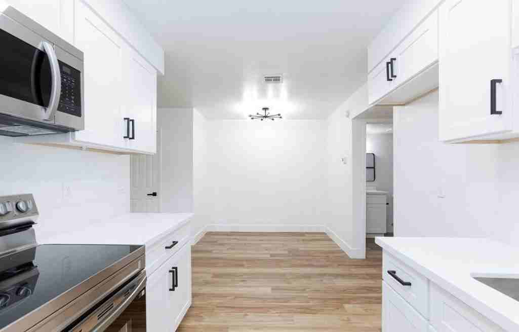 2451 N Rainbow Blvd #1058 - Photo 4 of 10