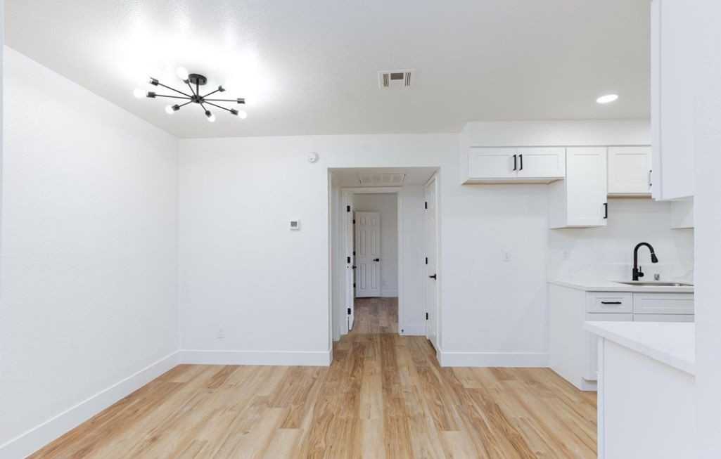 2451 N Rainbow Blvd #1058 - Photo 5 of 10