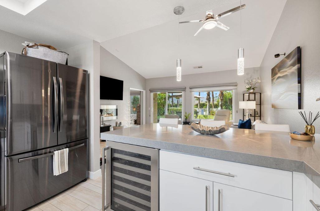 42831 Scirocco Rd - Photo 5 of 10