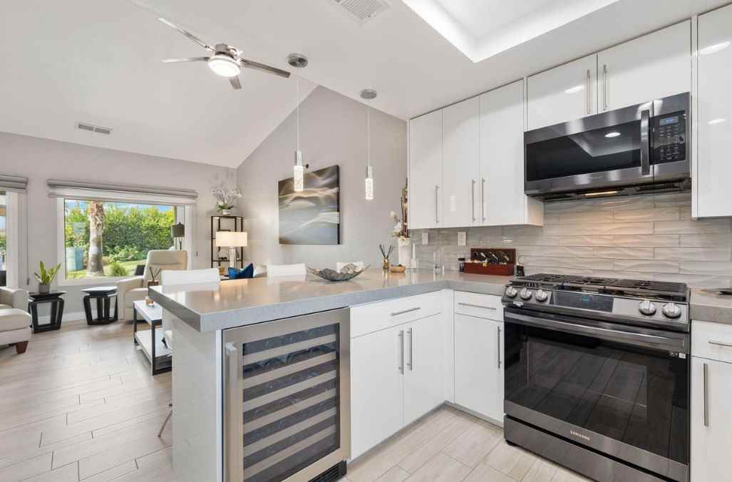 42831 Scirocco Rd - Photo 6 of 10