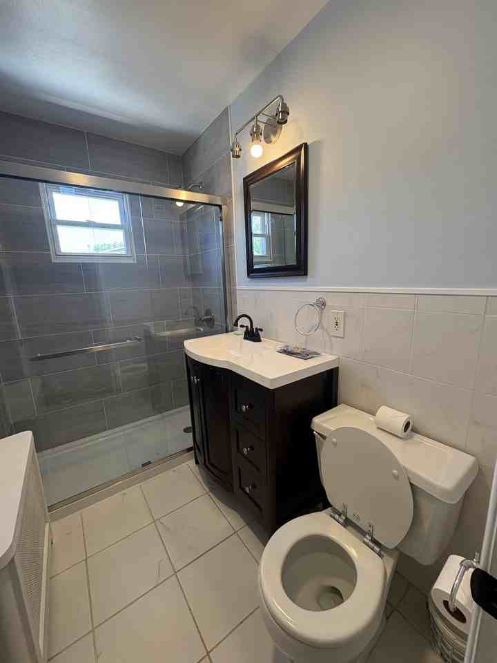 29 Wood St #2 - Photo 3 of 6