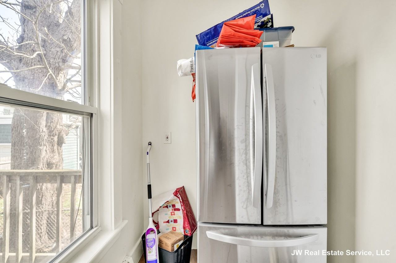 23 Ashford St #20 - Photo 4 of 40