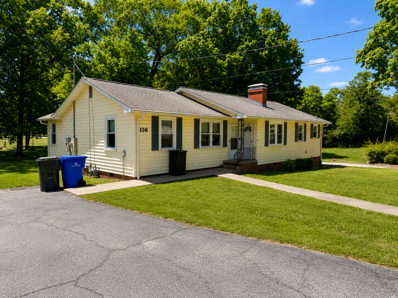 116 Buena Vista Ave #B - Photo 2 of 18
