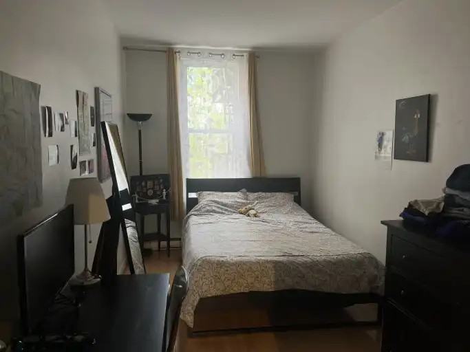 948 Rue Cherrier #A - Photo 7 of 8