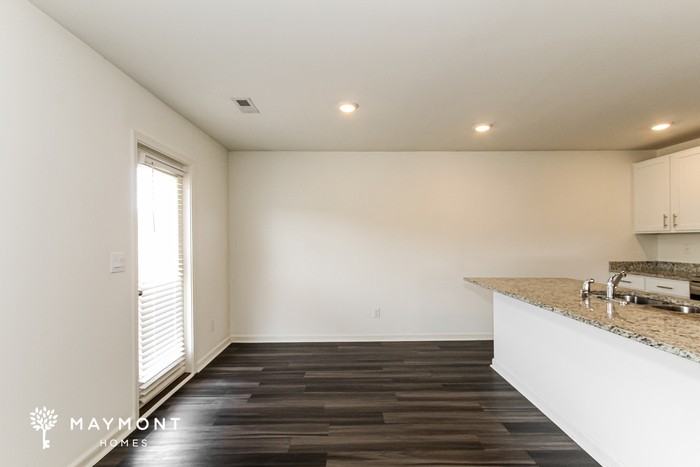 5685 Timber Leaf Loop - Photo 6 of 15