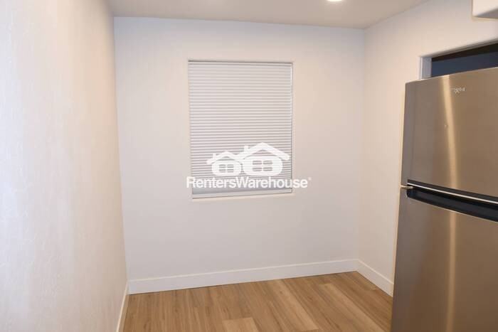 1136 E Eva St - Photo 6 of 10