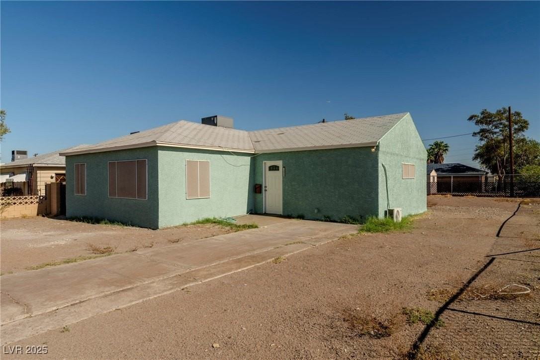 100 Ocotillo St #B - Photo 2 of 12