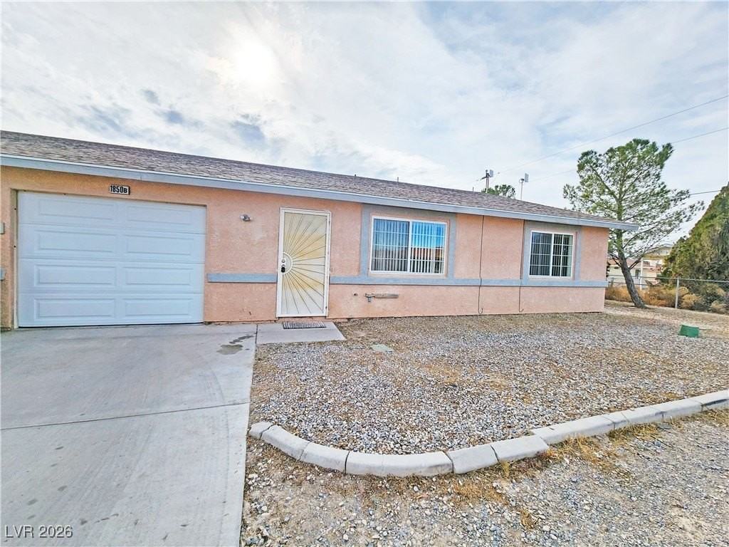 1850 Pershing Ave #B - Photo 2 of 17