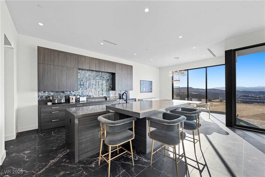 577 Overlook Rim Dr - Photo 4 of 50