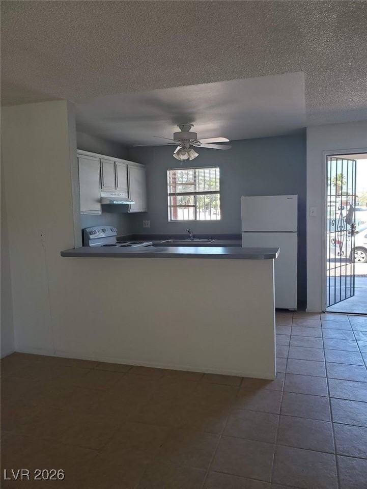 5390 Swenson St #27 - Photo 3 of 17