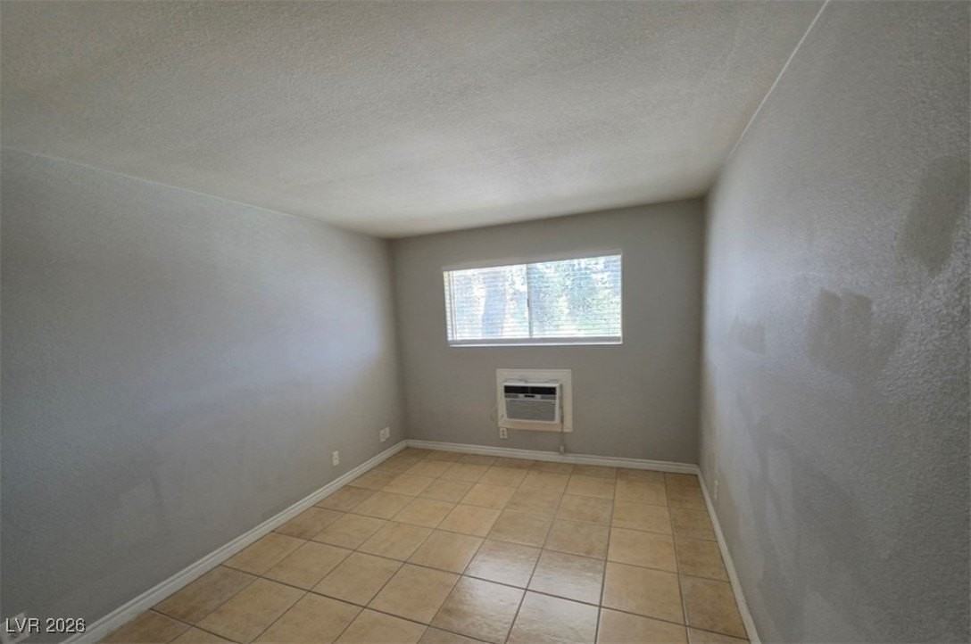 5440 Swenson St #18 - Photo 6 of 13