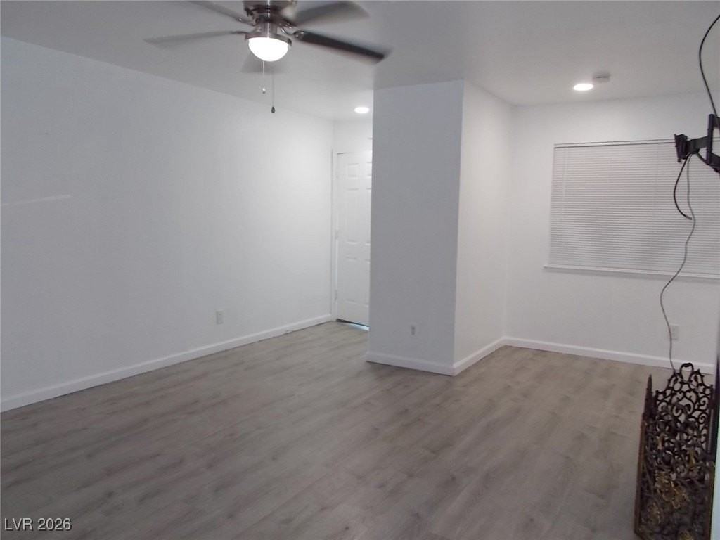 6208 Ilanos Ln #B - Photo 5 of 22