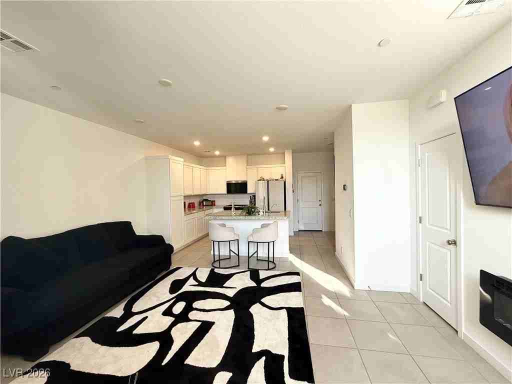206 Freeport View Pl - Photo 4 of 17