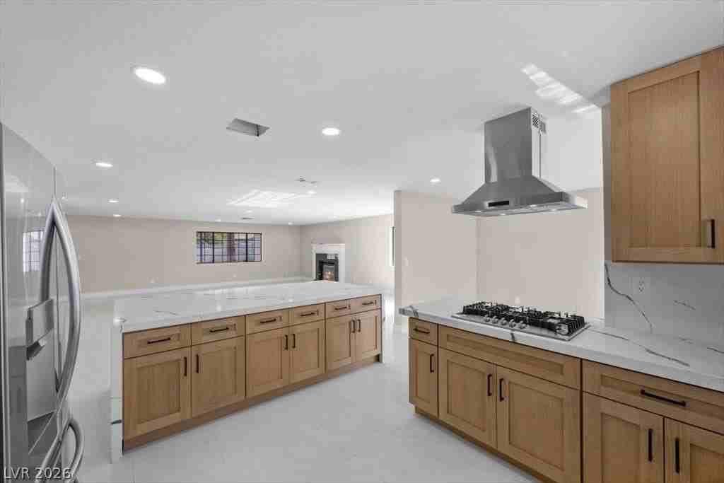 3382 Montessouri St - Photo 7 of 50