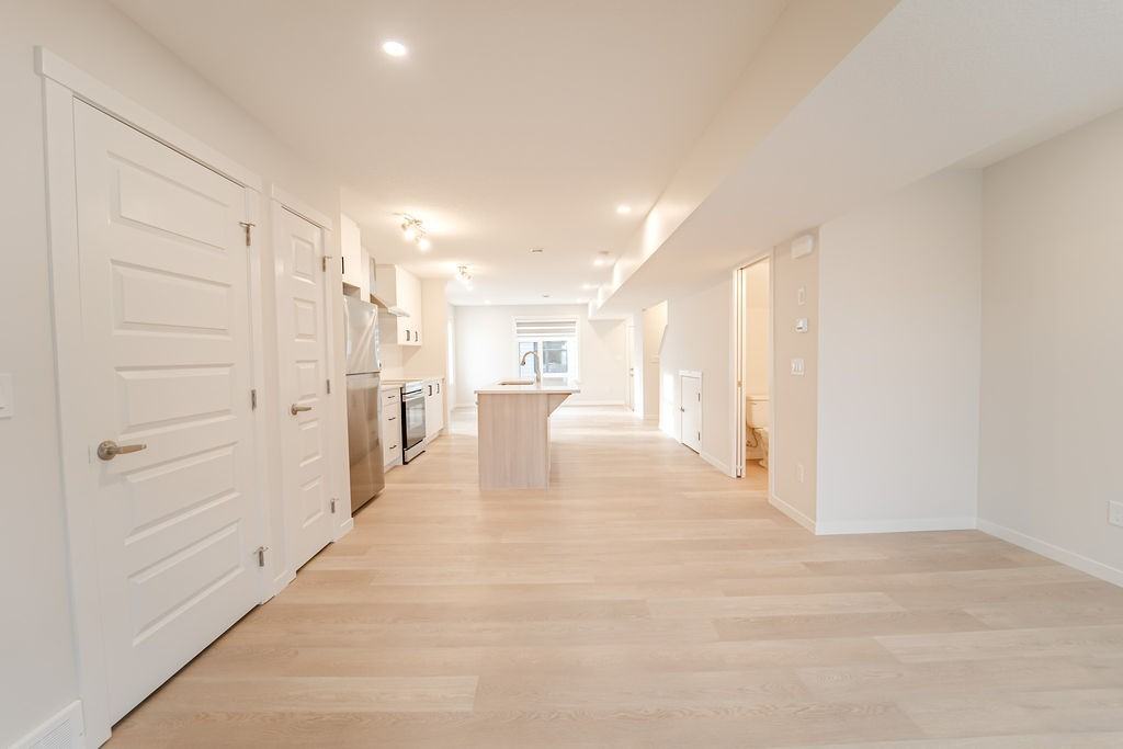 SF168 | 1 MONTH FREE – 3 Bed, 2.5 Bath Condo – Mahogany, Calgary | Available Immediately - Photo 2 of 34