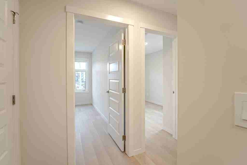 SF168 | 1 MONTH FREE – 3 Bed, 2.5 Bath Condo – Mahogany, Calgary | Available Immediately - Photo 6 of 34