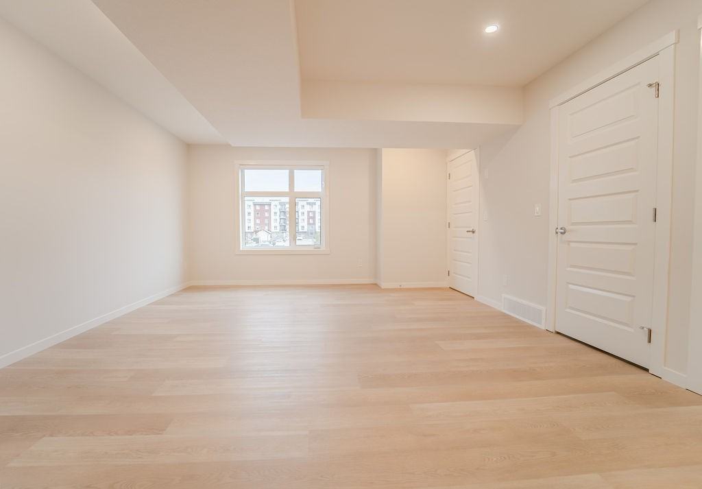 SF168 | 3 Bed, 2.5 Bath Townhouse Mahogany SE Calgary - Photo 7 of 32