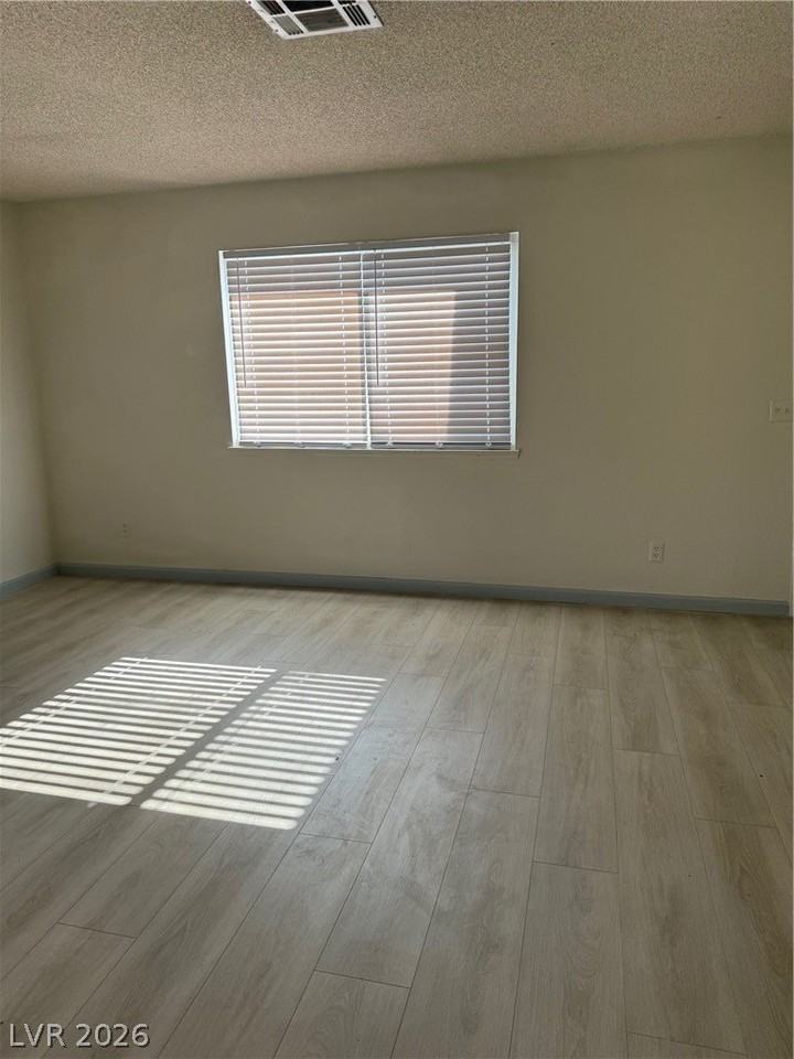 1218 Fraya Dr #D - Photo 4 of 4
