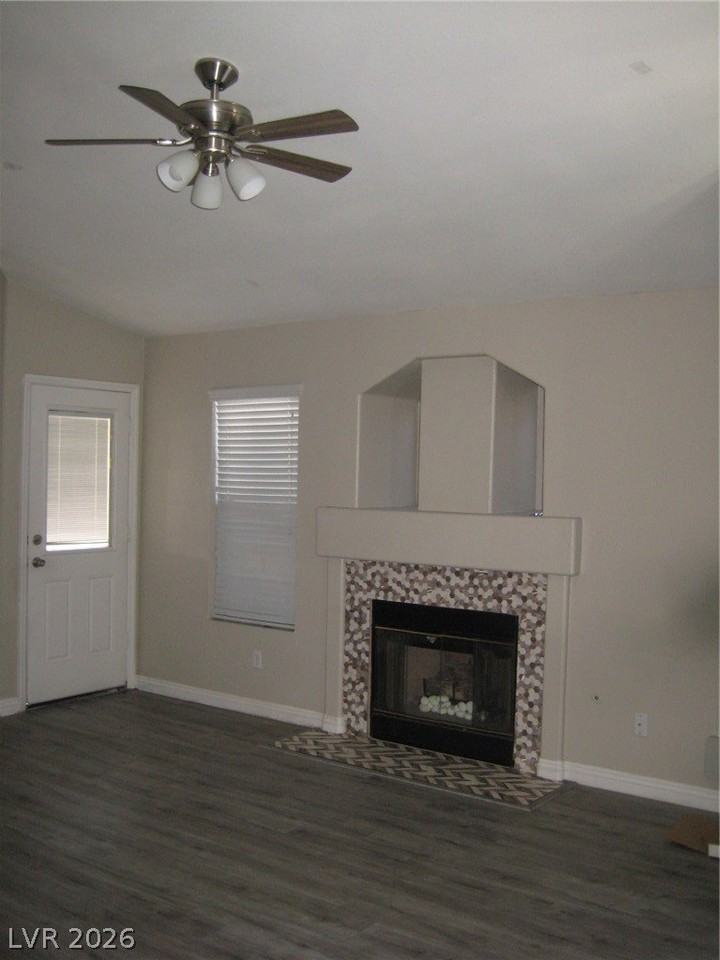 875 Hollandsworth Ave - Photo 4 of 19