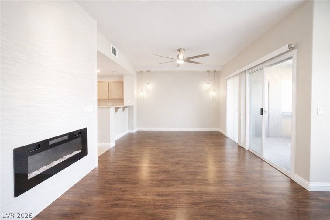 825 Canterra St #2058 - Photo 3 of 12