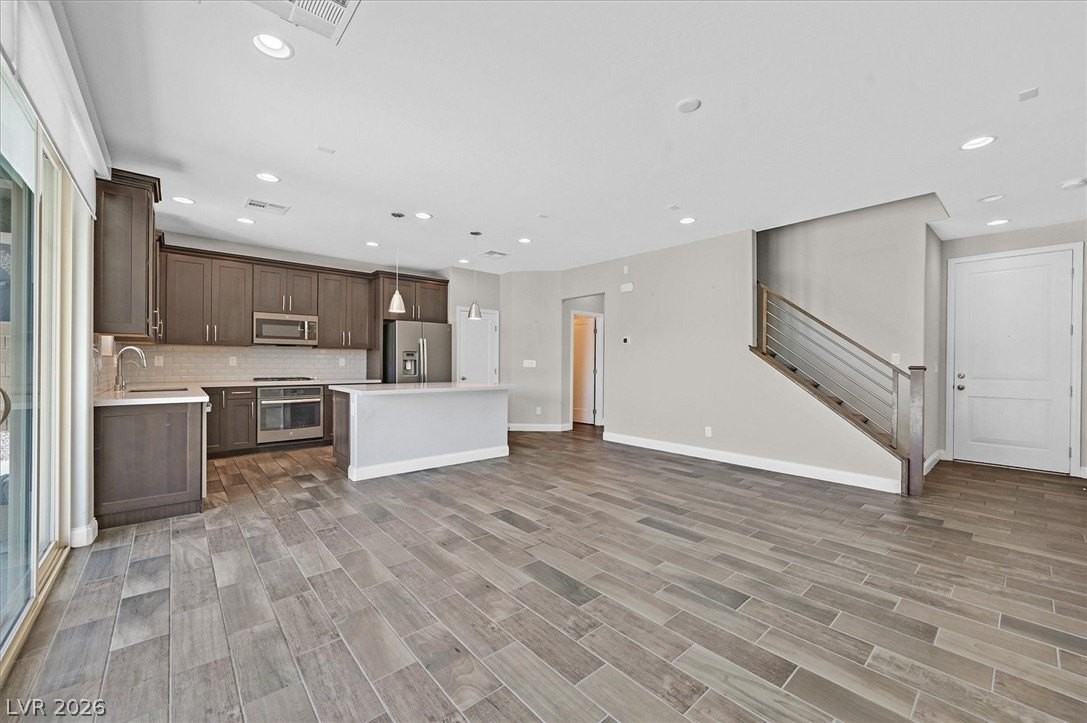 921 Cirrus Cloud Ave - Photo 3 of 36