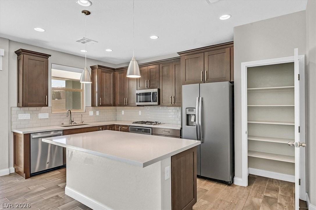 921 Cirrus Cloud Ave - Photo 6 of 36