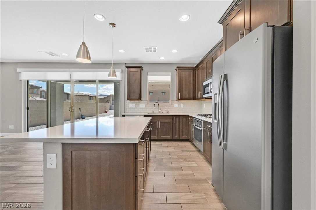 921 Cirrus Cloud Ave - Photo 7 of 36