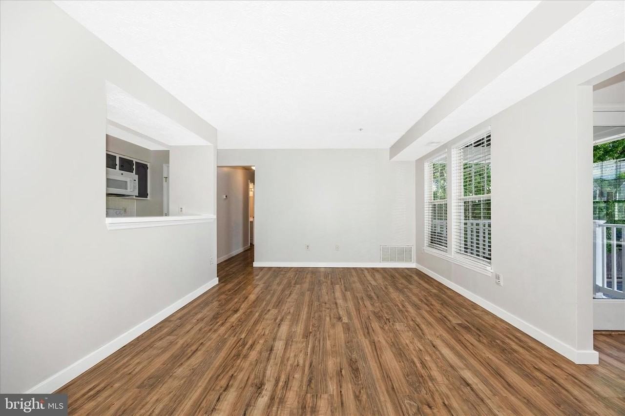 615 Himes Ave - Photo 6 of 50