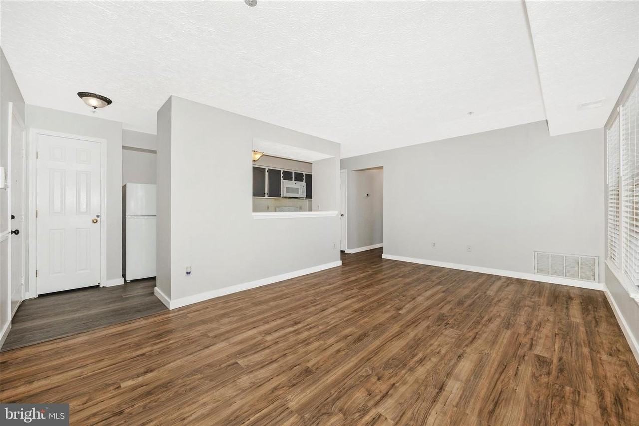 615 Himes Ave - Photo 7 of 50