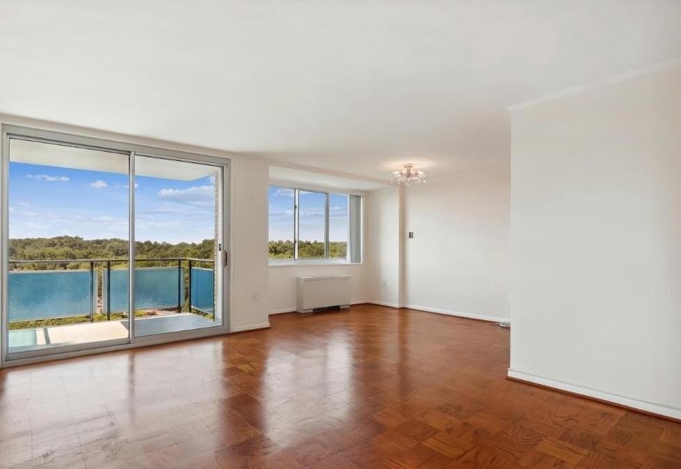 10500 Rockville Pike - Photo 4 of 40