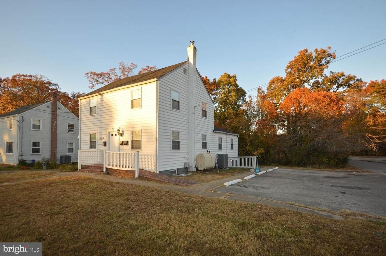 46670 Midway Dr - Photo 2 of 22
