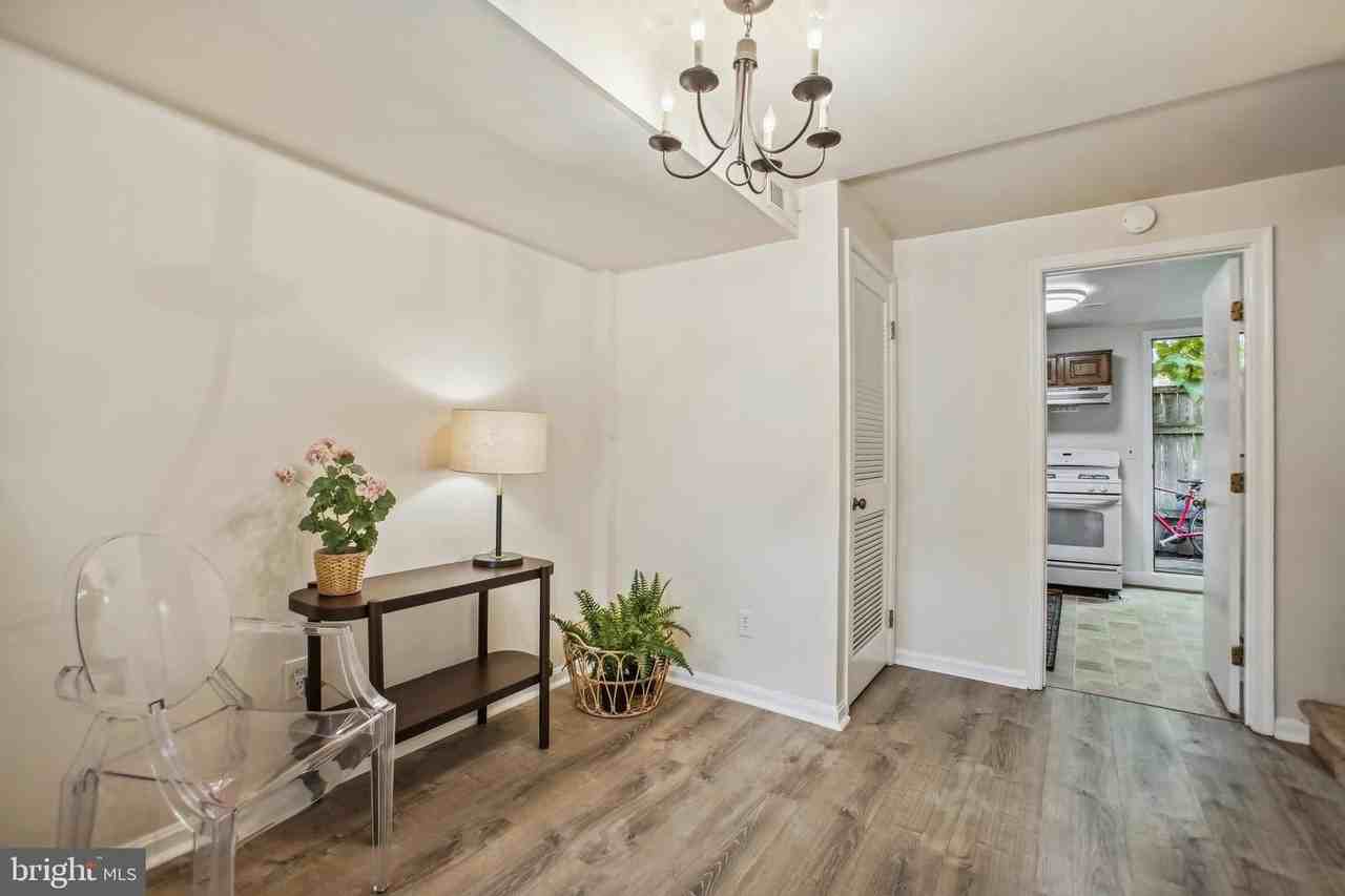 331 N Patrick St - Photo 4 of 19