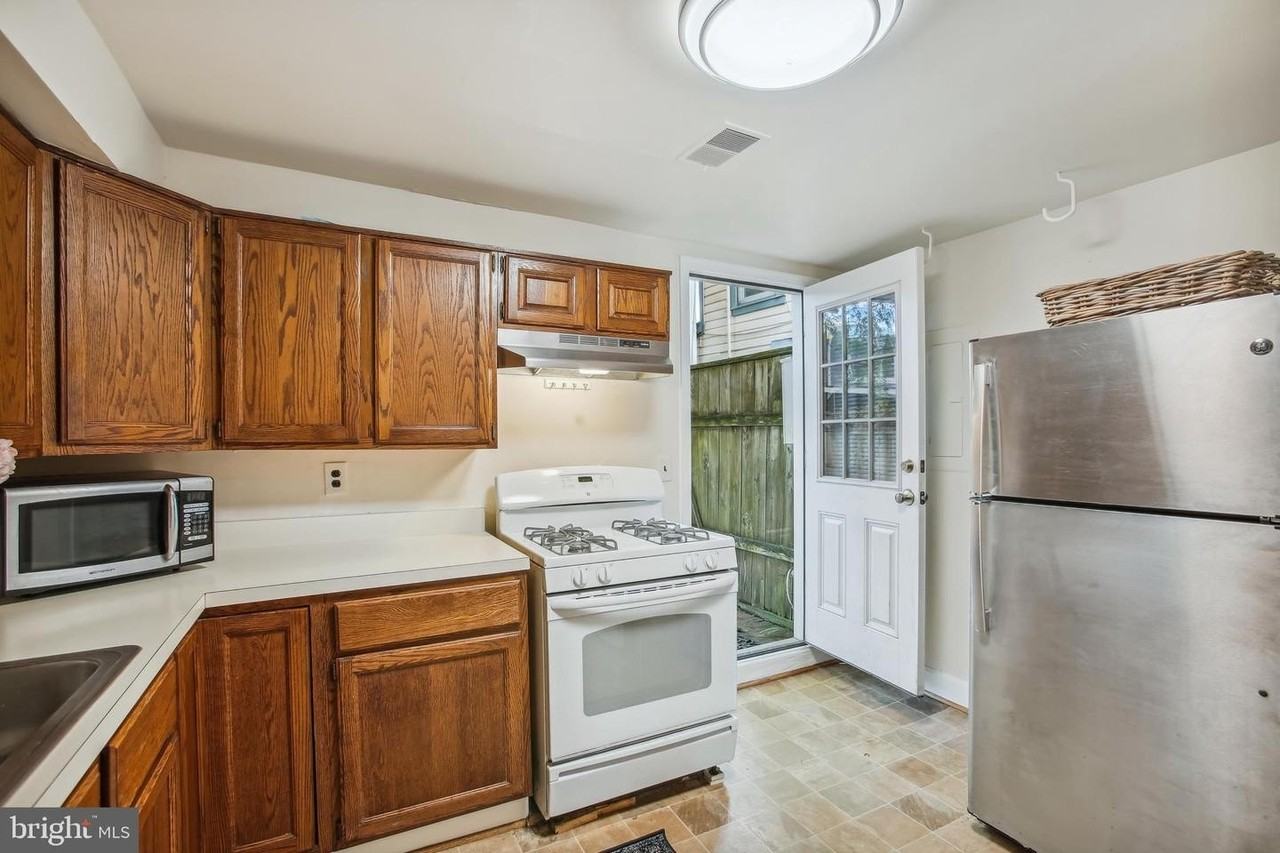331 N Patrick St - Photo 7 of 19