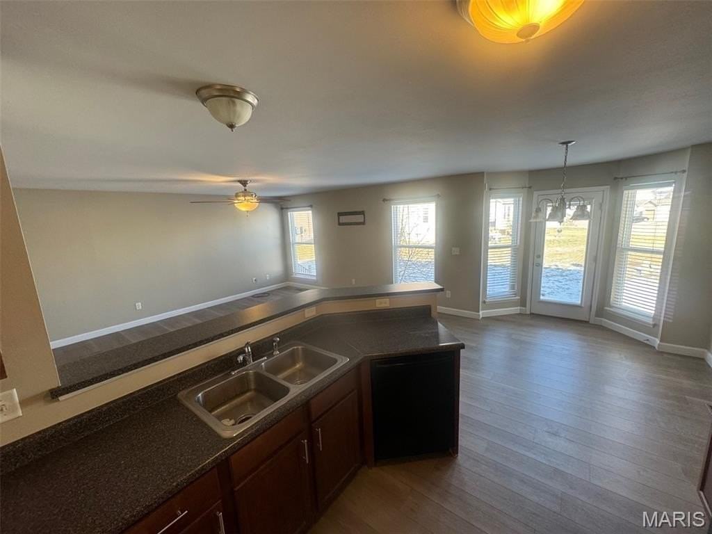 410 Briarcommons Dr - Photo 2 of 14