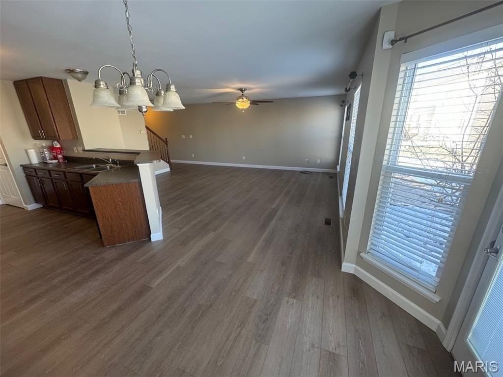 410 Briarcommons Dr - Photo 5 of 14