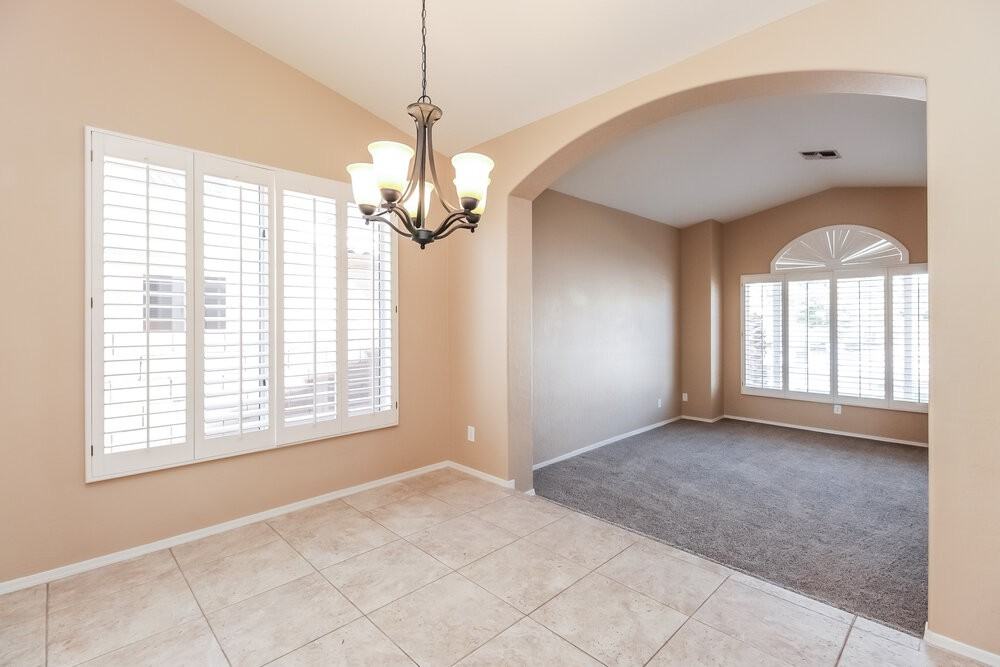 1907 W Pinon Ct - Photo 4 of 14
