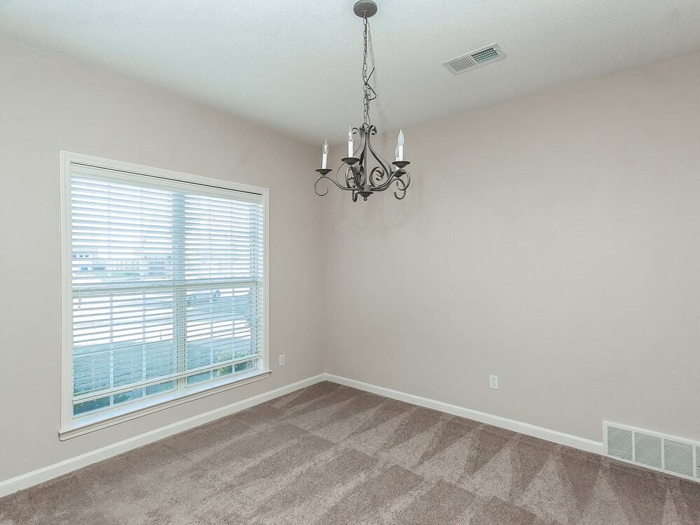 1625 Blackalder Cv - Photo 4 of 16