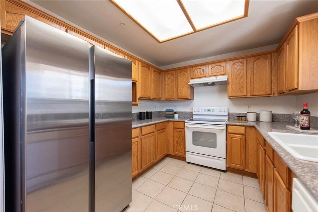 208 N Lincoln Ave #308 - Photo 6 of 32