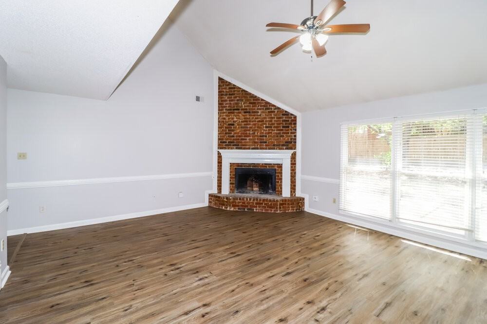 8815 Chimneyrock Blvd - Photo 6 of 17