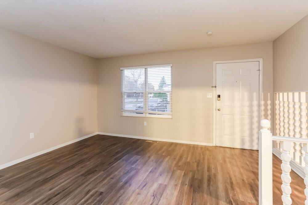 4865 Heaton Rd - Photo 6 of 18