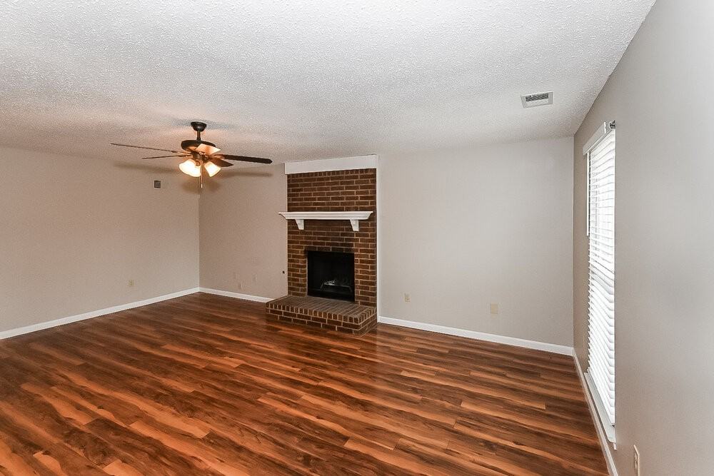 2780 White Oak Dr - Photo 5 of 17