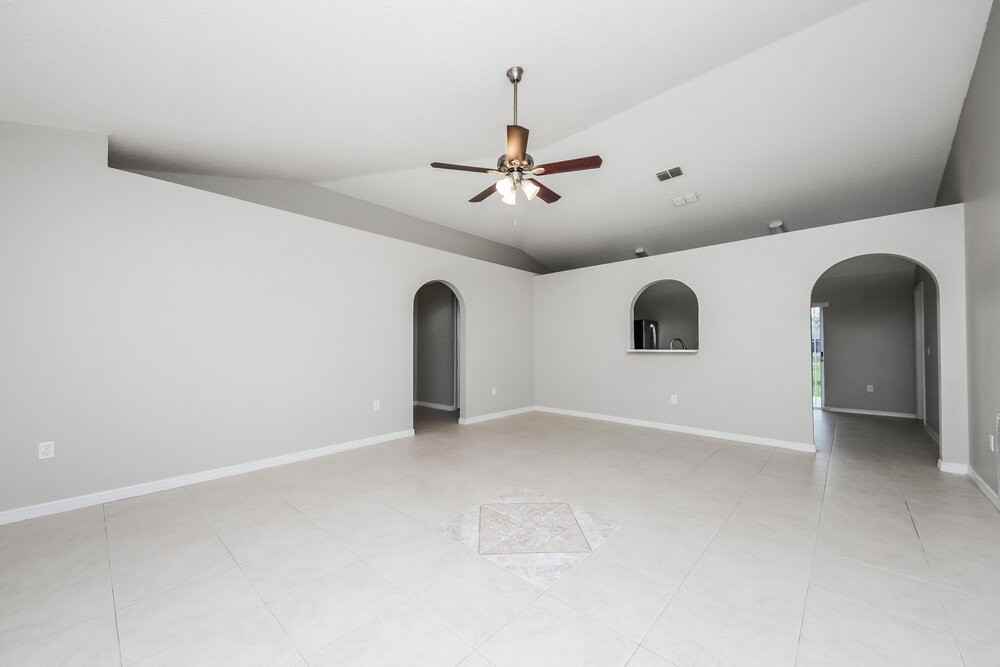 64 Bolton Ct - Photo 6 of 16